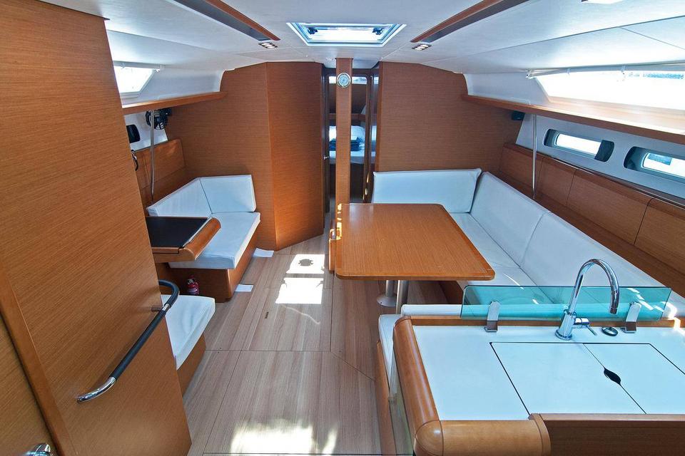 Jeanneau Sun Odyssey 449 (4)