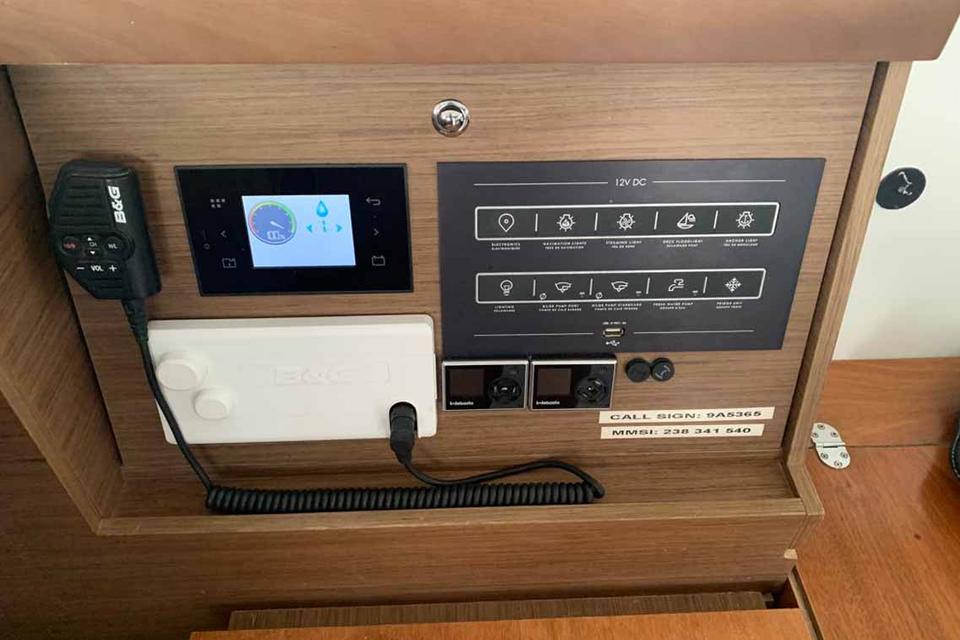 Lagoon 40 (14)