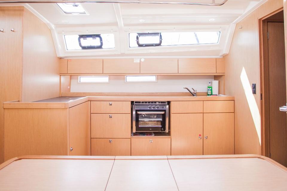 Bavaria Cruiser 46 (9)