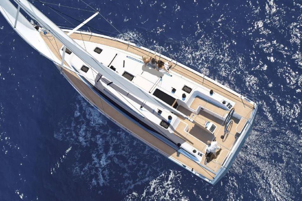 Bavaria C42 (2)