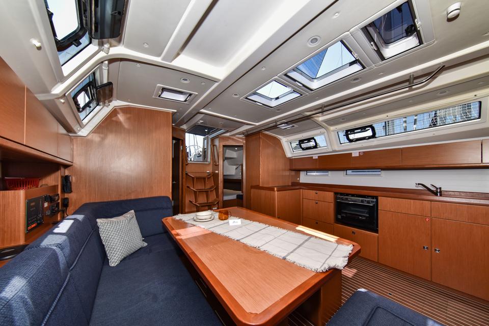 Bavaria Cruiser 46 (53)