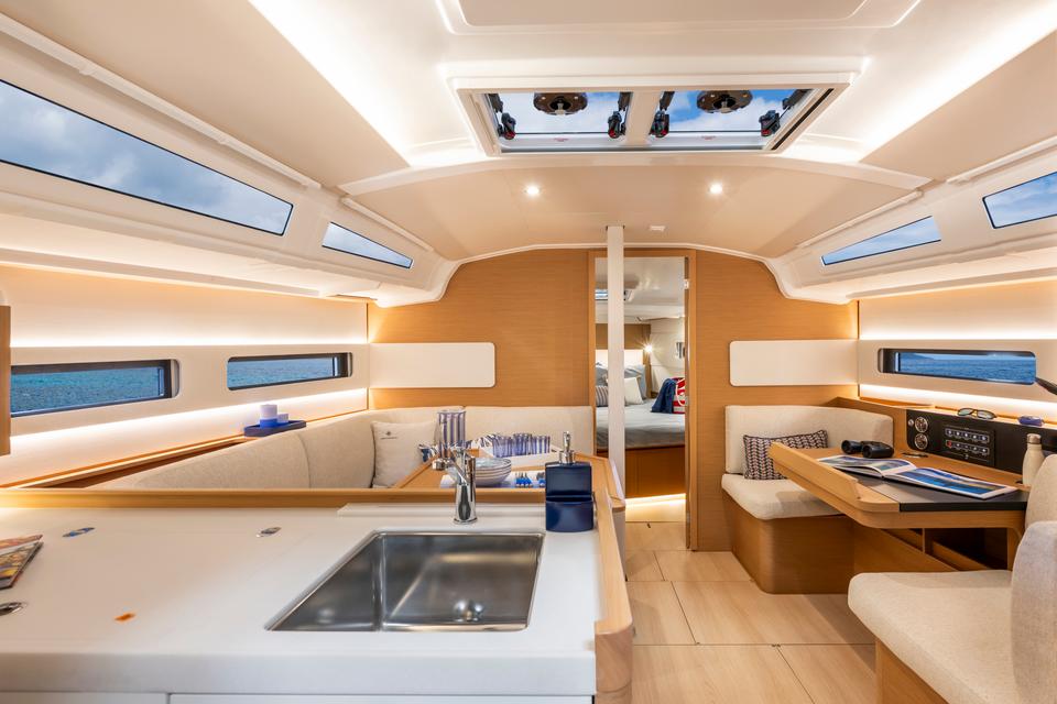 Jeanneau Sun Odyssey 415 (2)
