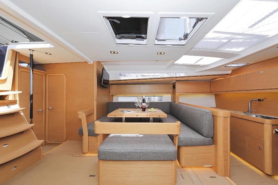Dufour 520 Grand Large (15)