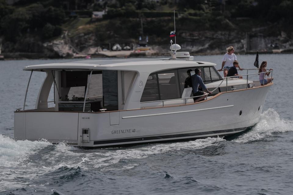 Greenline 40 (2)
