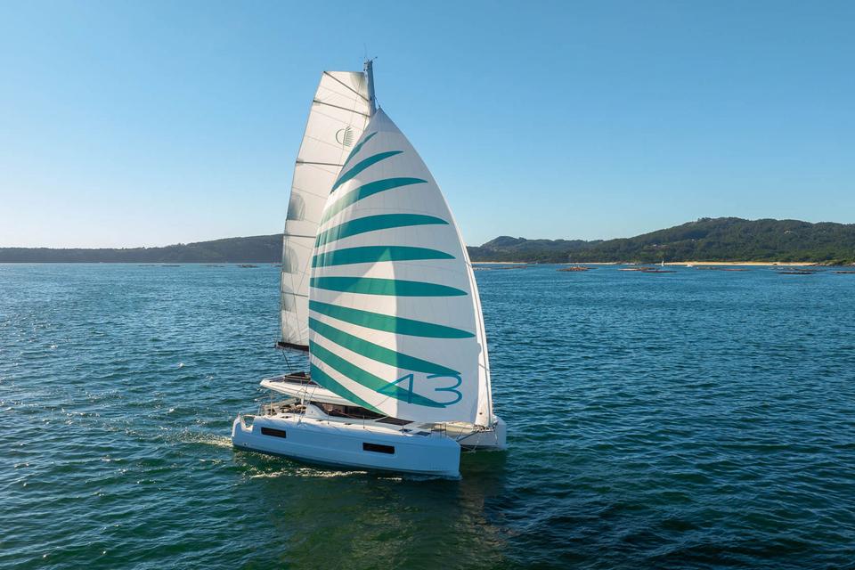 Lagoon 43