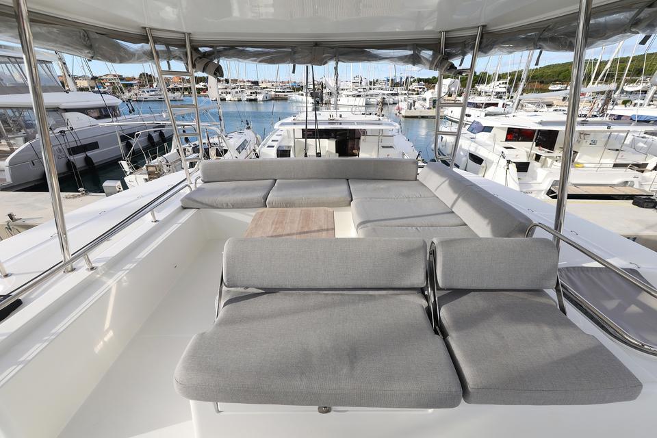 Lagoon 51 (20)