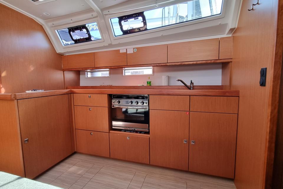 Bavaria Cruiser 46 (13)