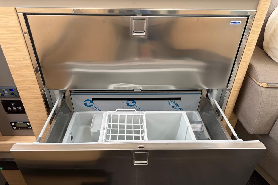 Fountaine Pajot Aura 51 (11)