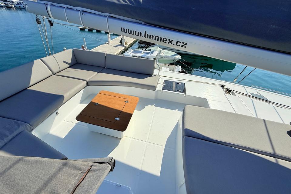 Fountaine Pajot Aura 51 (19)