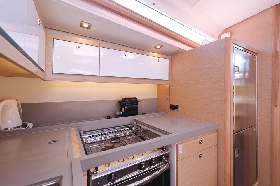 Dufour 470 (15)