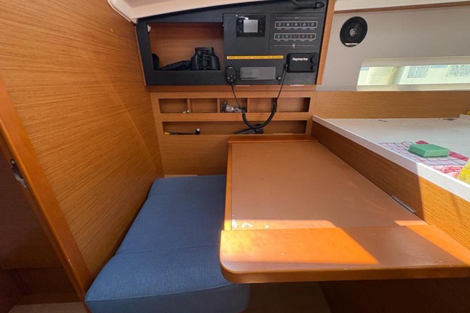Jeanneau Sun Odyssey 410 (5)