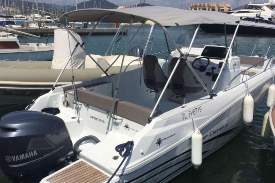 Jeanneau Cap Camarat 7.5 CC (2)
