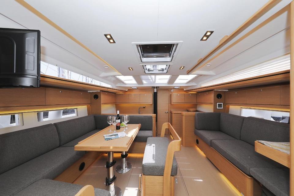 Dufour 520 Grand Large (14)