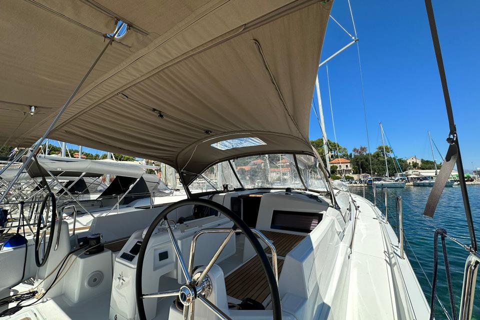 Jeanneau Sun Odyssey 490 (3)