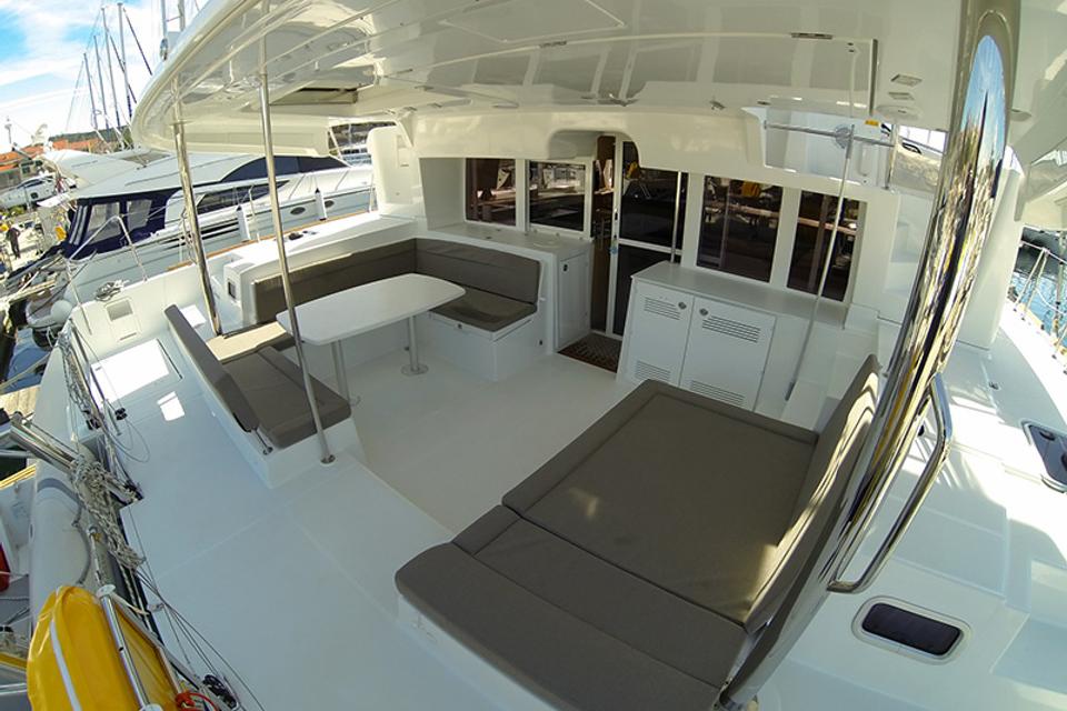 Lagoon 450 (7)
