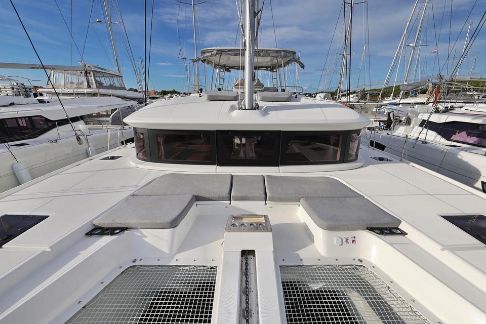 Lagoon 51 (17)