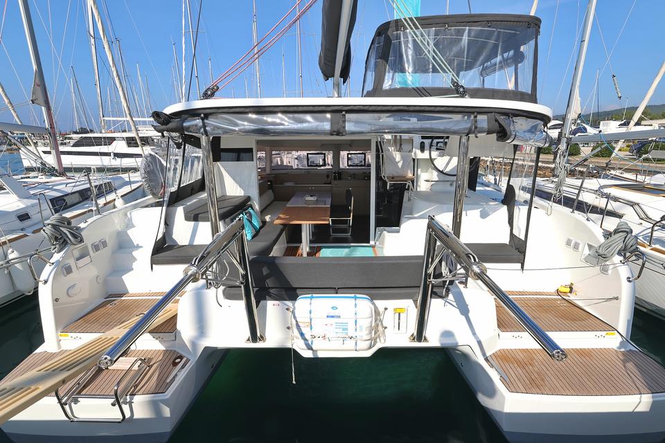 Lagoon 38 (15)