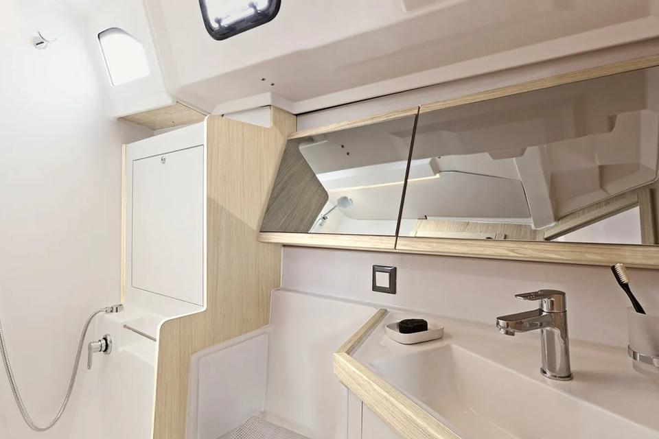 Beneteau Oceanis 46.1 (10)