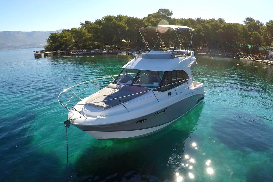 Beneteau Antares 30 Fly