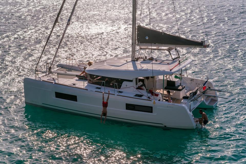 Lagoon 40 (13)