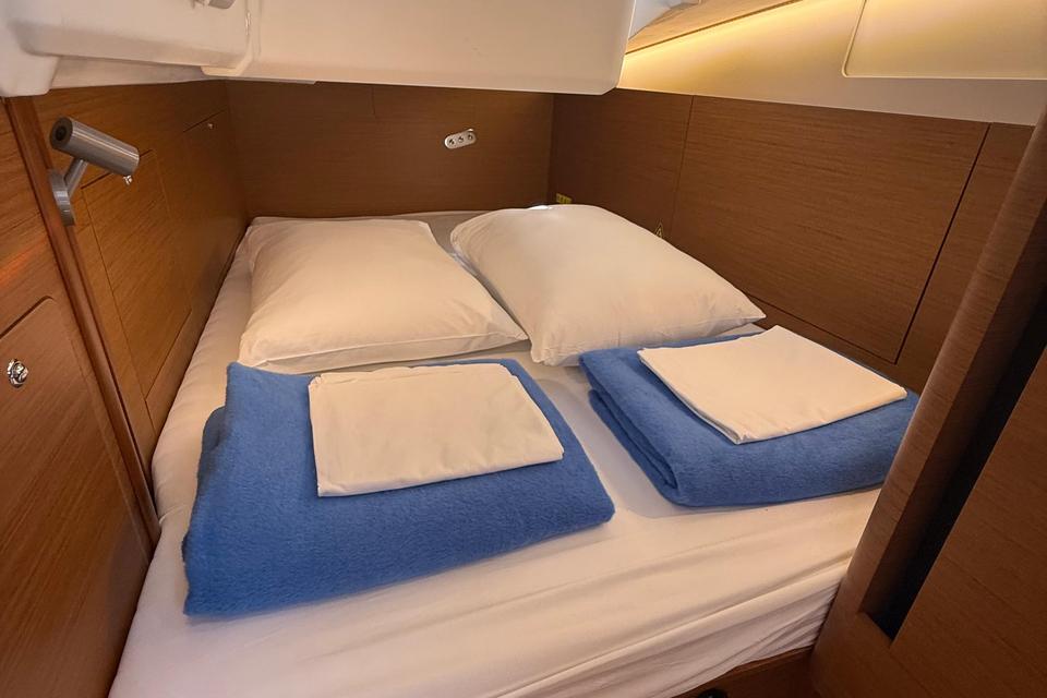 Jeanneau Sun Odyssey 410 (11)