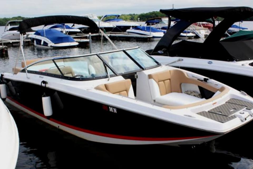 Four Winns 242 SL