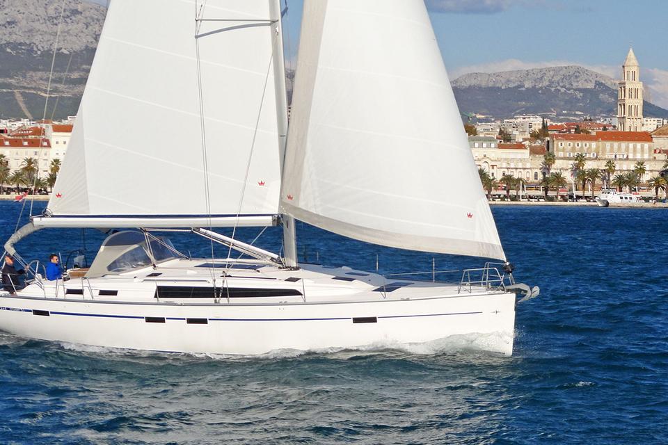 Bavaria Cruiser 51 (5)