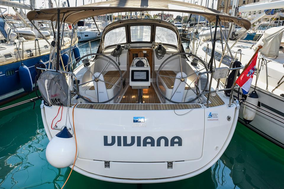 Bavaria 37 (2)