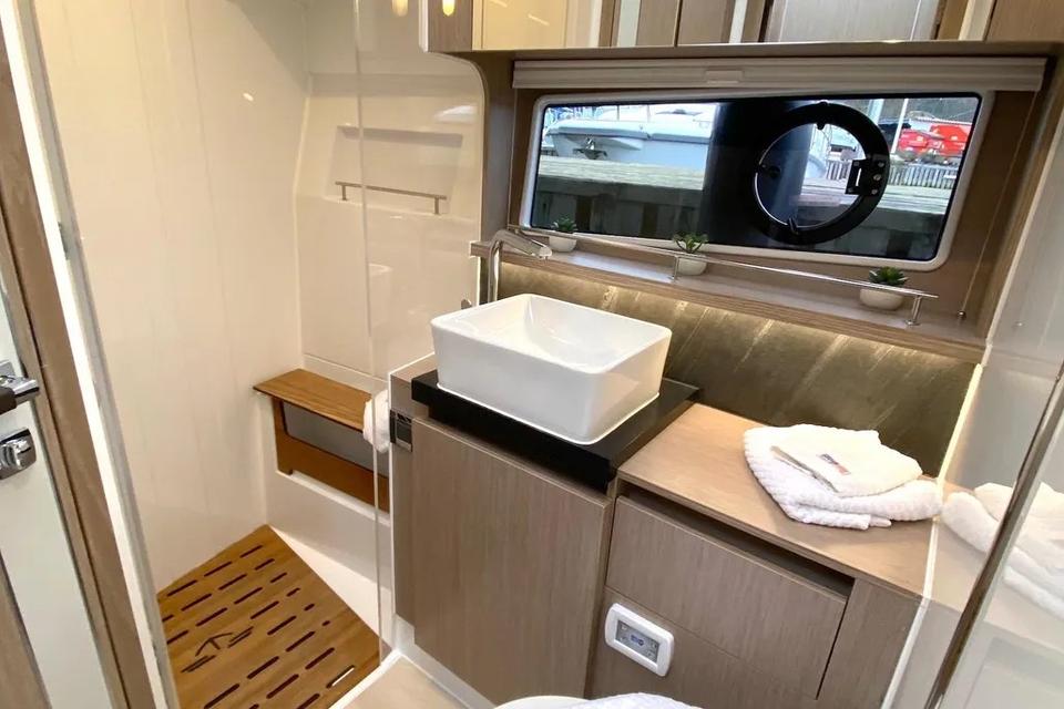 Sealine F430 (11)