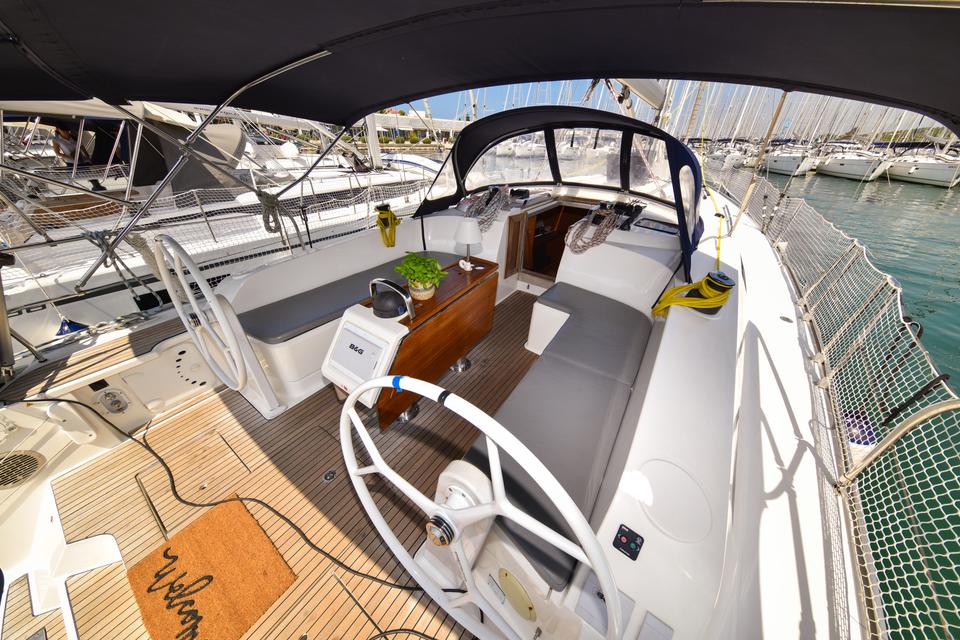 Bavaria Cruiser 46 (6)