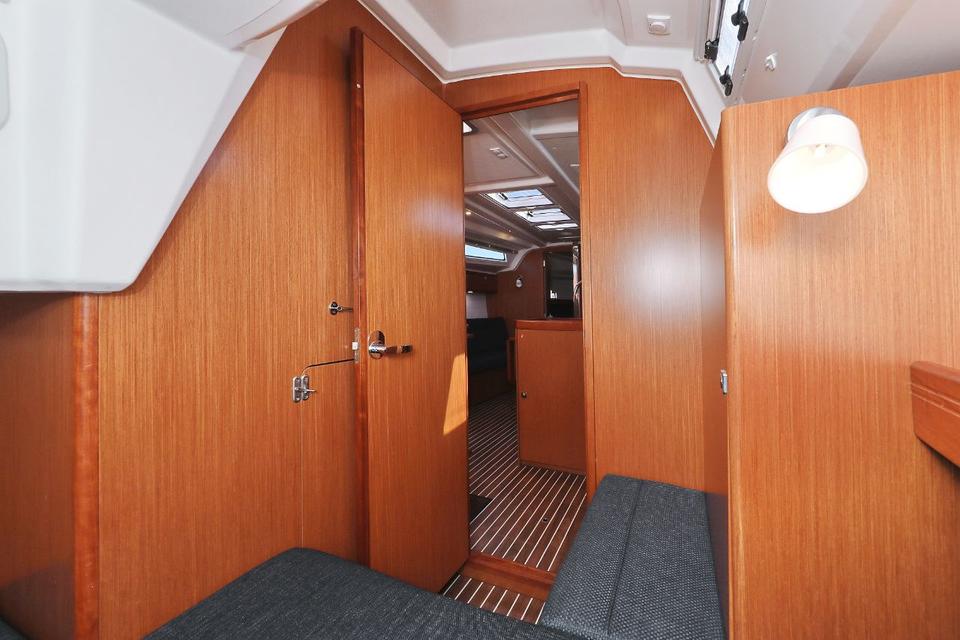 Bavaria Cruiser 37 (59)