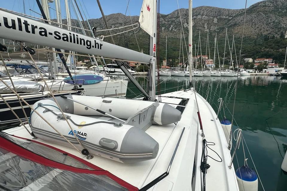 Beneteau Oceanis 46.1 (10)