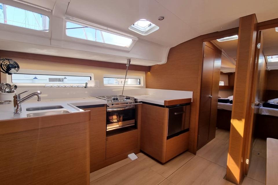 Jeanneau Sun Odyssey 490 (21)