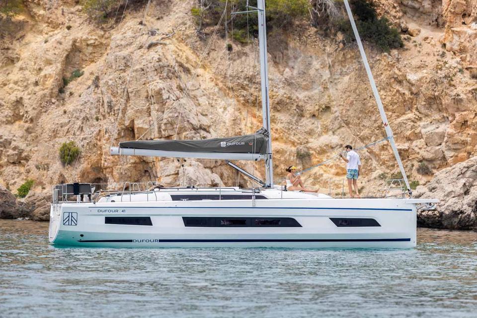 Dufour 41 Performance (3)