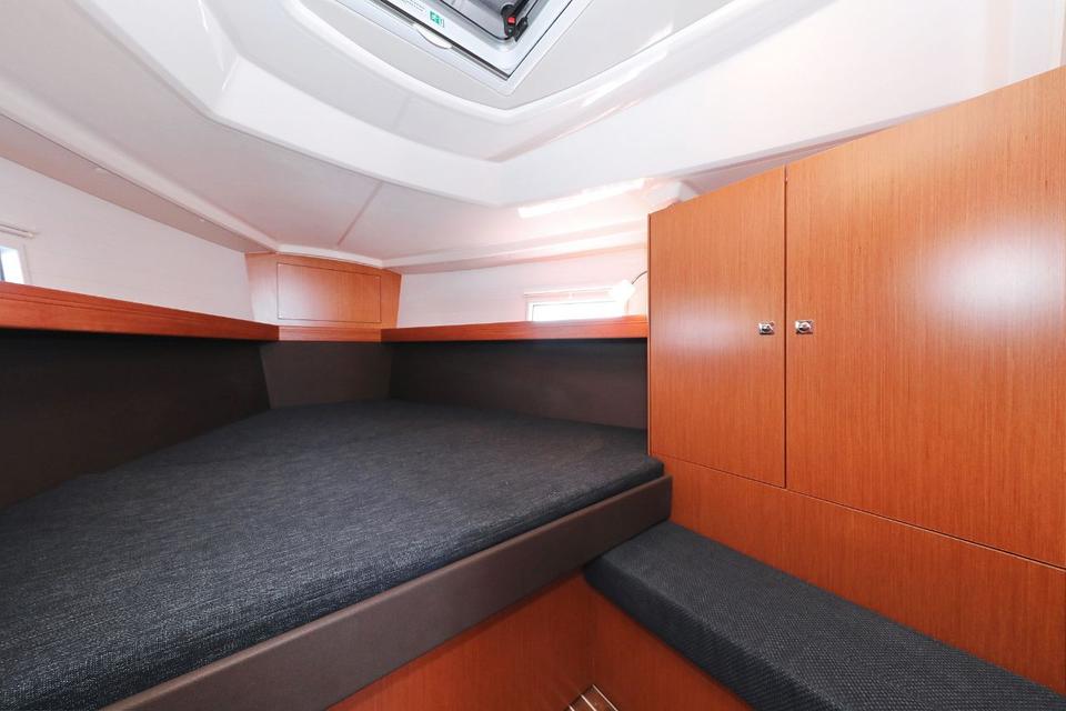Bavaria Cruiser 37 (50)