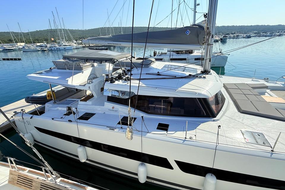 Fountaine Pajot Aura 51 (7)