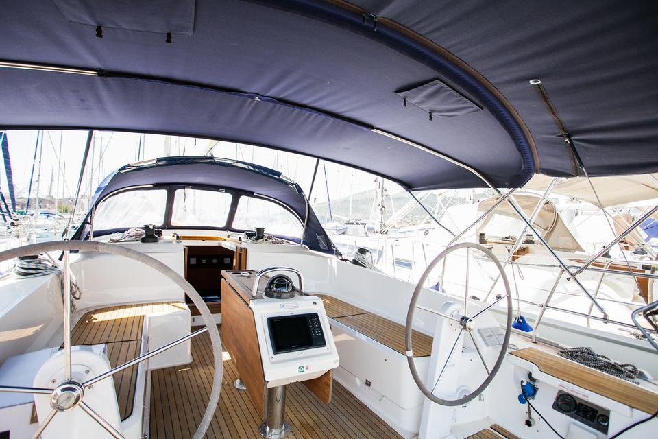 Bavaria Cruiser 46 (9)