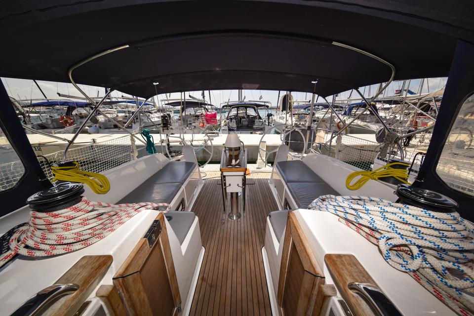 Bavaria Cruiser 46 (47)