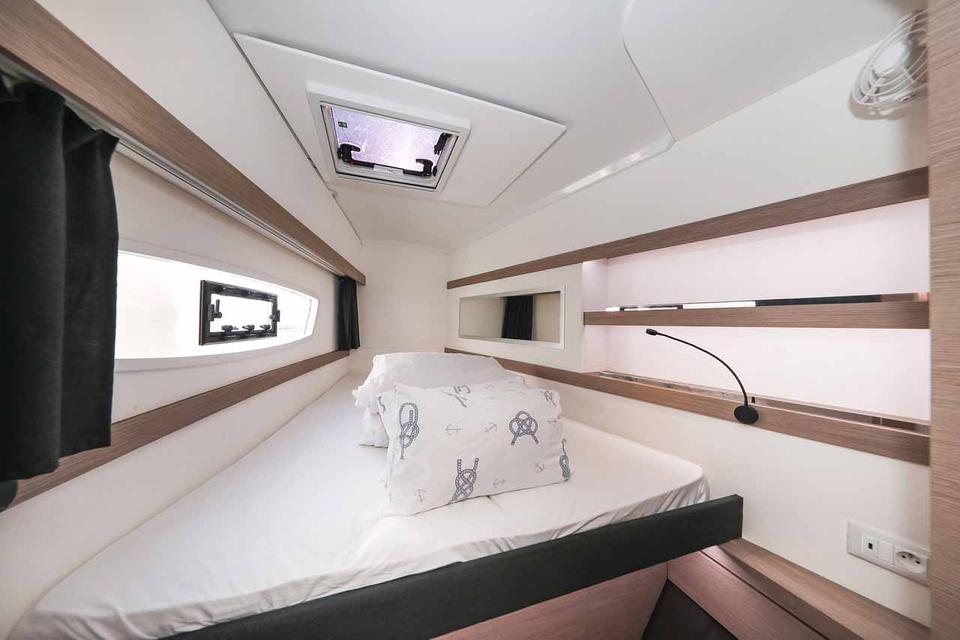 Fountaine Pajot Isla 40 (25)