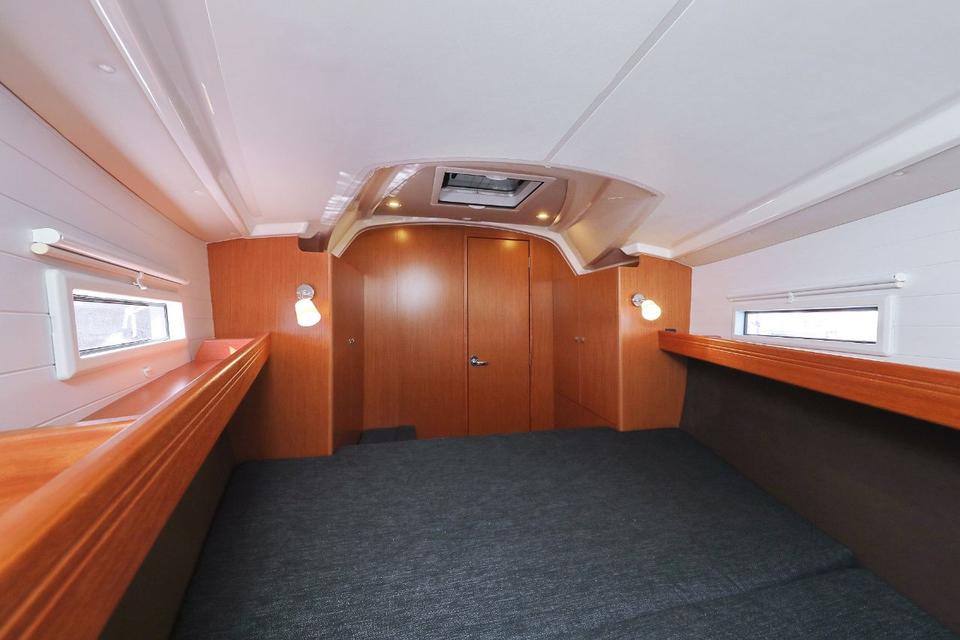Bavaria Cruiser 37 (53)