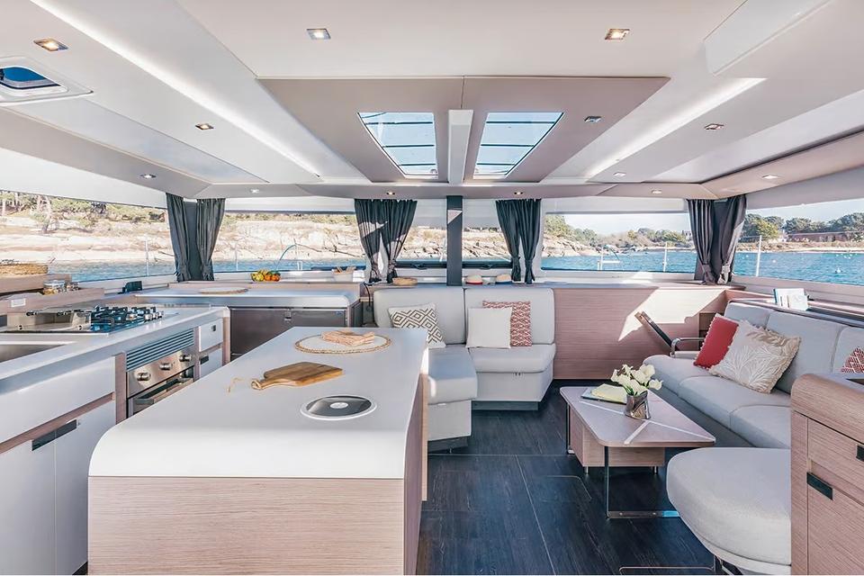 Fountaine Pajot Aura 51 (4)