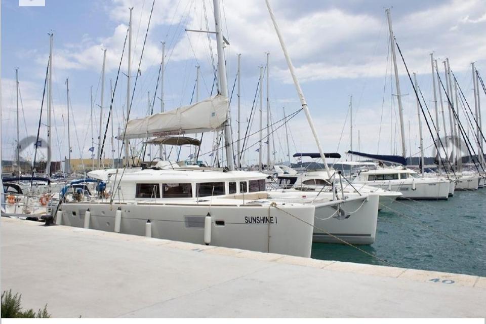 Lagoon 450 F (4)