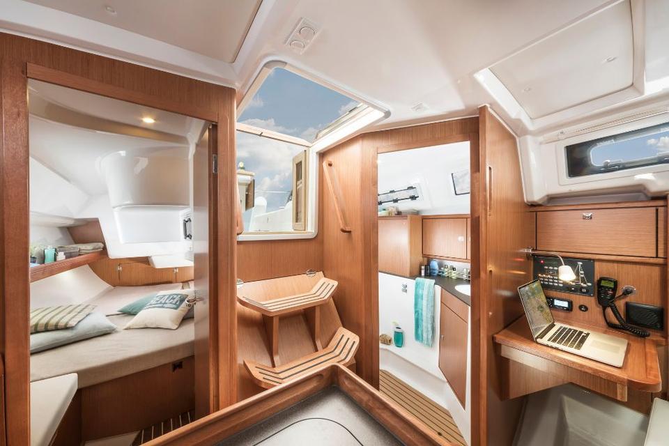 Bavaria Cruiser 34 (10)