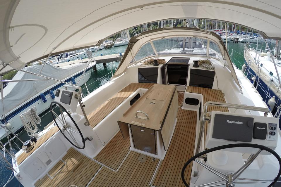 Dufour 512 Grand Large (15)