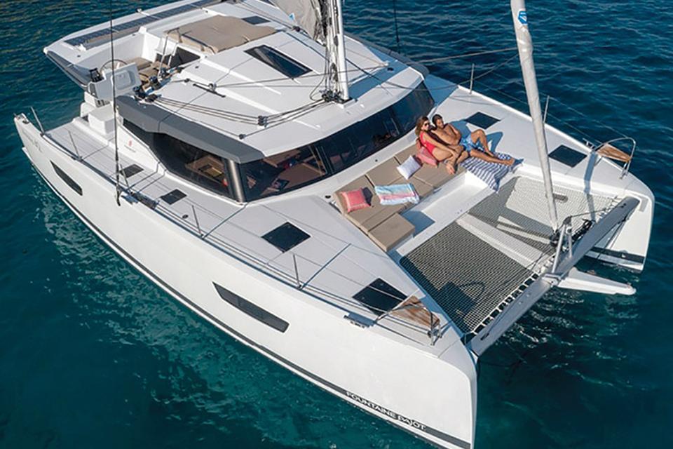Fountaine Pajot Astrea 42