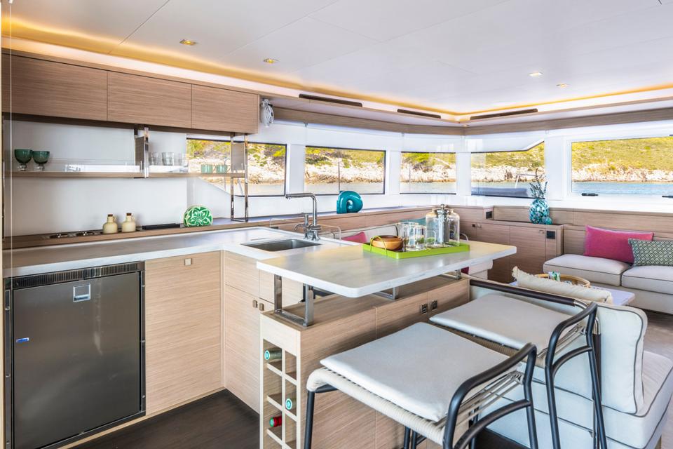 Beneteau Oceanis Clipper 411 (23)