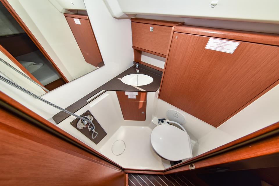 Bavaria Cruiser 46 (36)