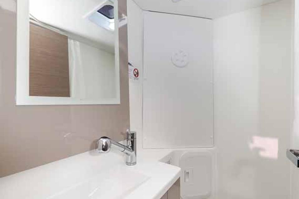 Fountaine Pajot Isla 40 (29)