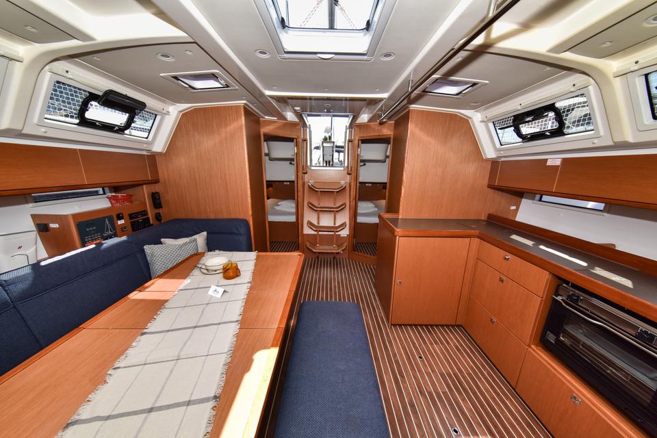 Bavaria Cruiser 46 (29)
