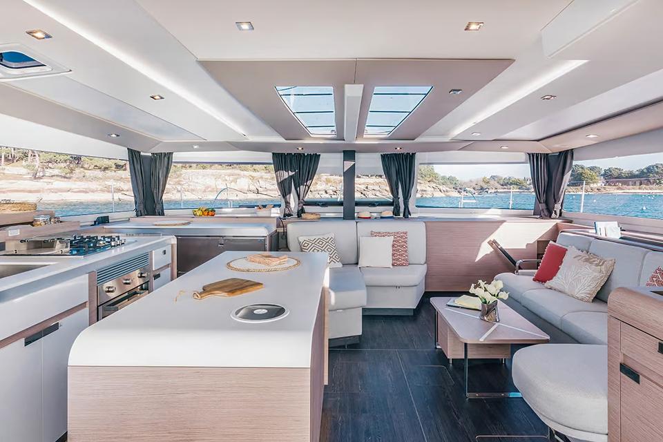 Fountaine Pajot Aura 51 (14)
